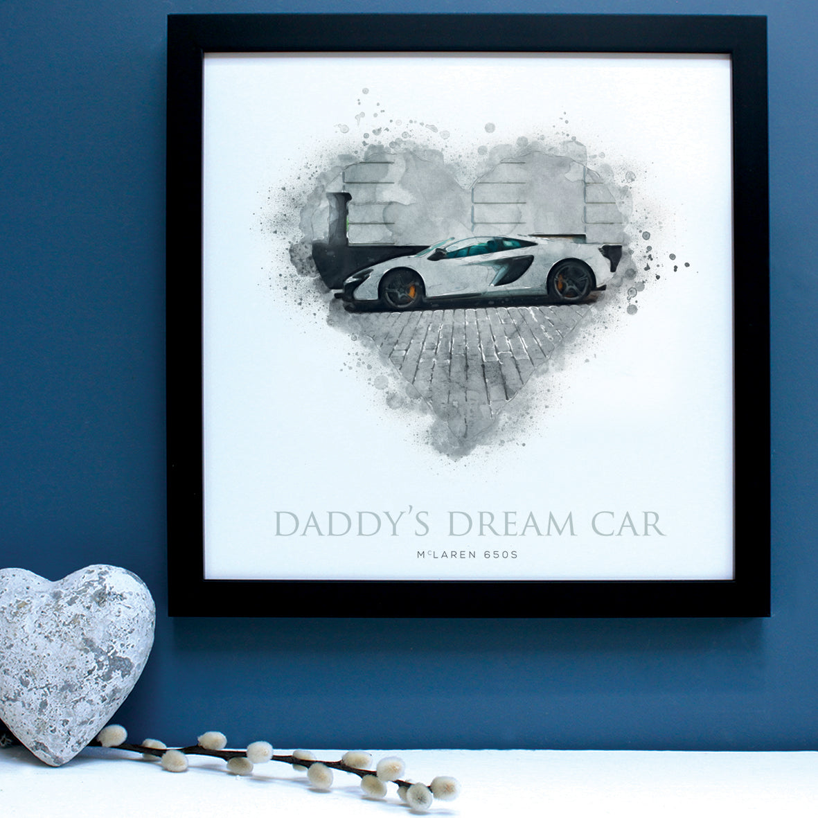 McClaren 650S illustration in a square black frame